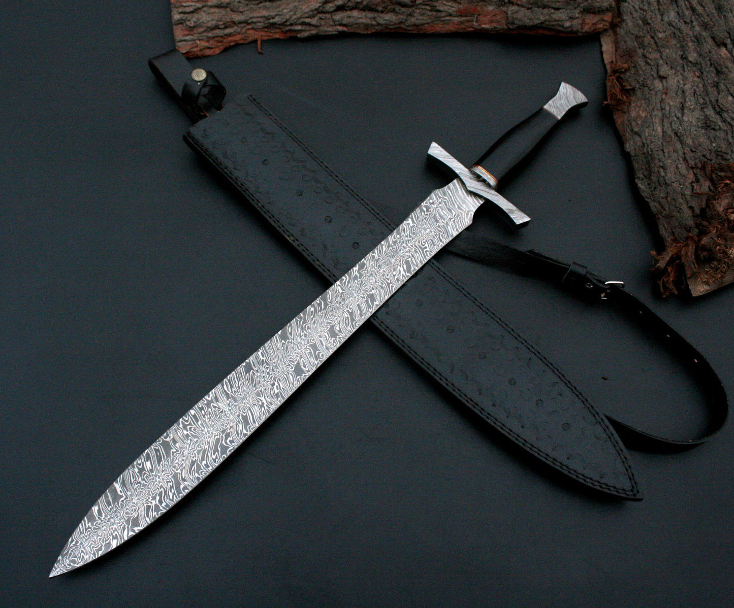 Ultimate Forged Damascus Steel French / Sword / Dagger / GLADIOUS Sword 31" Long