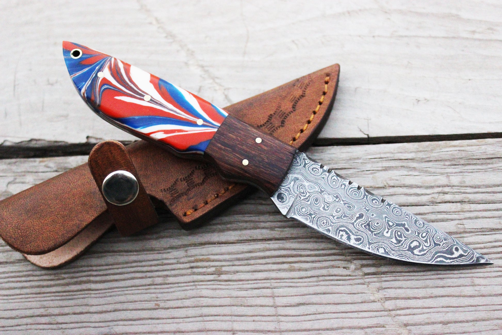Fixed blade hunting knife with sheath damascus steel blade - Perkin